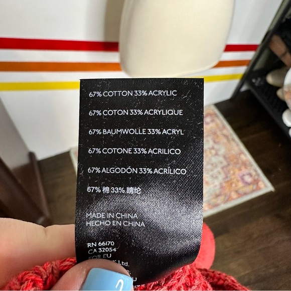 NEW Urban Outfitters Knit Cropped Sweater size small - Picture 4 of 5